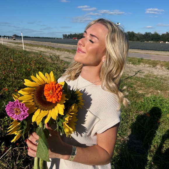 Meet your Posher, Teagan - Picture 1 of 1